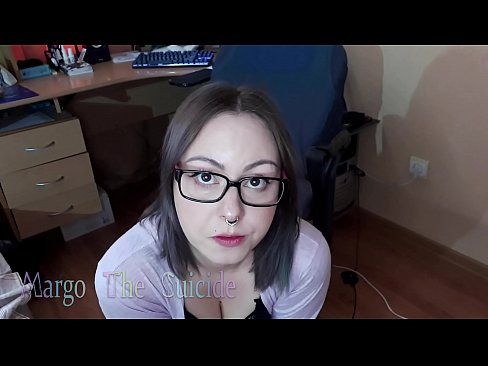❤️ Seksikas prillidega tüdruk imeb dildot sügavalt kaamera ette ❤️❌ Porno at porn et.teencumpot.ru ❌❤