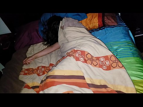 ❤️ Kasupoeg sõimab oma noort kasuema, kui ta magab. ❤️❌ Porno at porn et.teencumpot.ru ❌❤